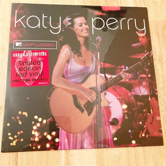 NEW Katy Perry MTV Unplugged Urban Outfitters Limited Edition Red Vinyl Record - Picture 2 of 4